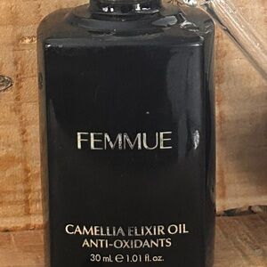 FEMMUE Camellia Elixir Oil - Black Bottle